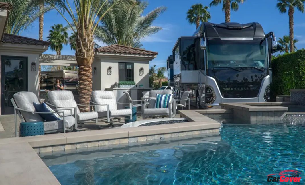 Motorcoach-Country-Club-Indio-California